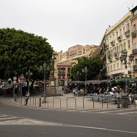 Maison Lucrezia شقة كالياري